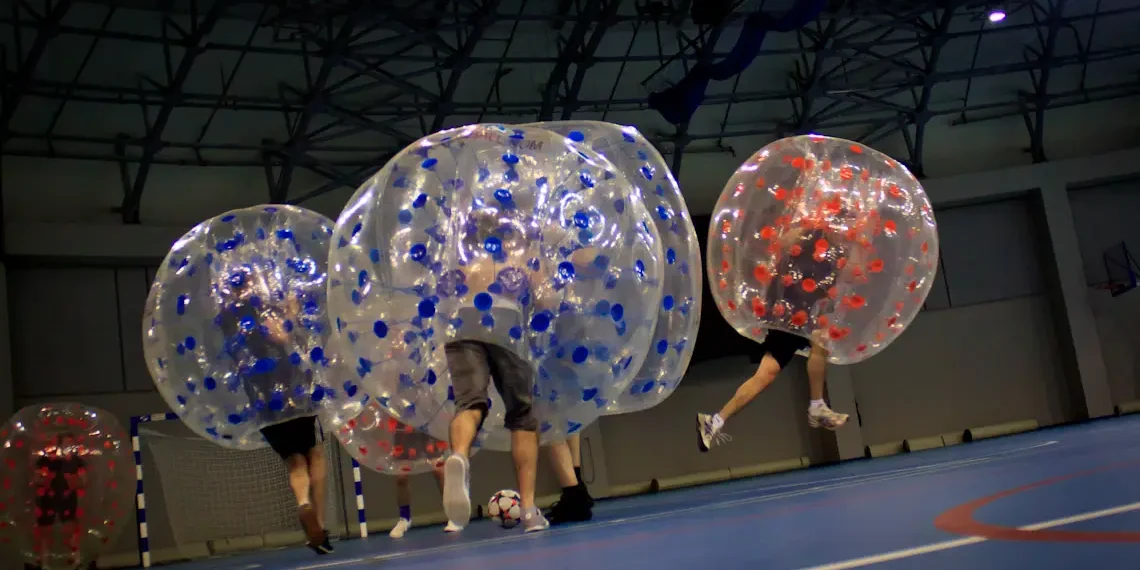 Bumper Ball game types – Bubble Sumo and a match